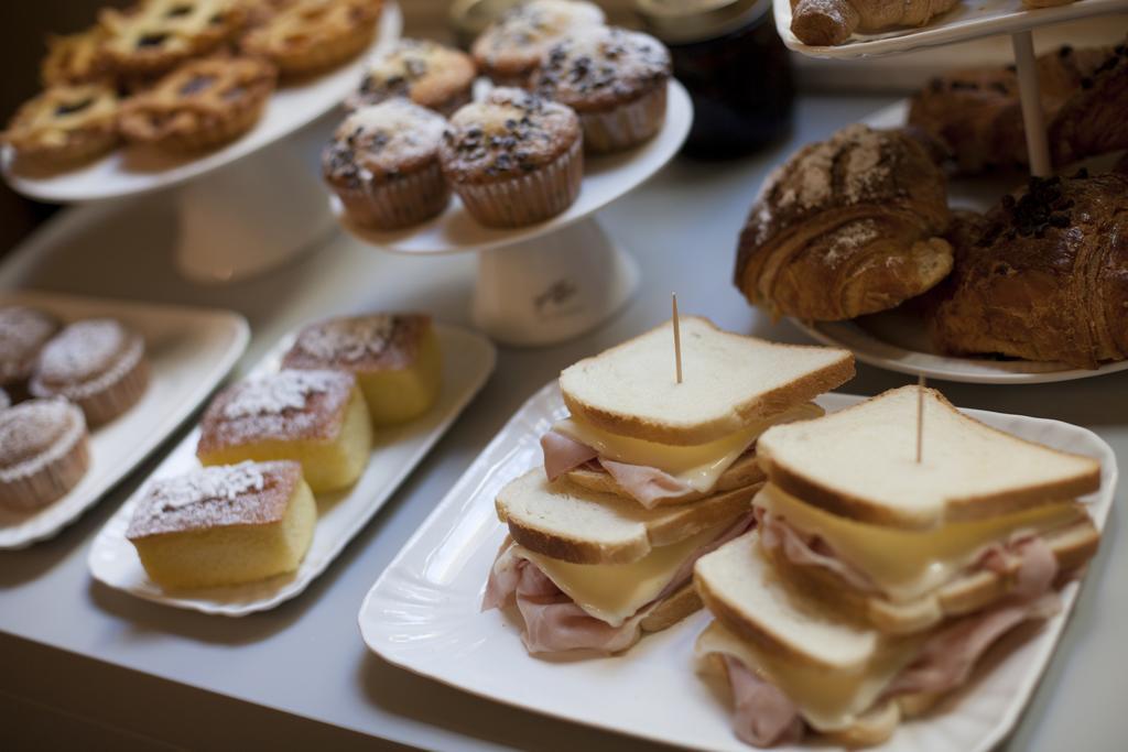 Thebed Bed & Breakfast Pescara Exterior photo